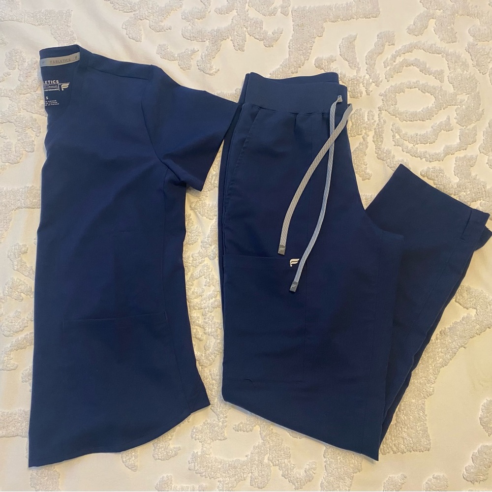 Fabletics Scrub Set Navy Blue